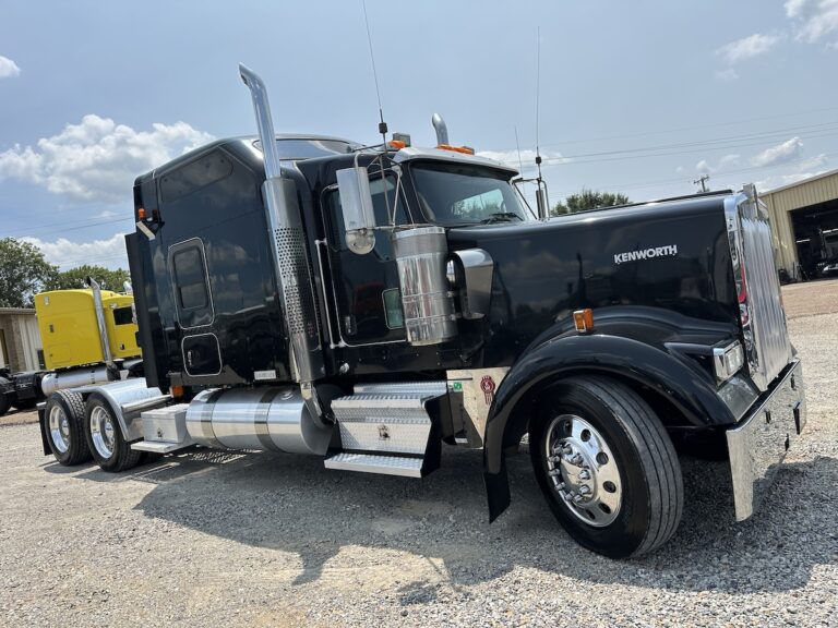 2015 KENWORTH W900L GLIDER KIT photo 3