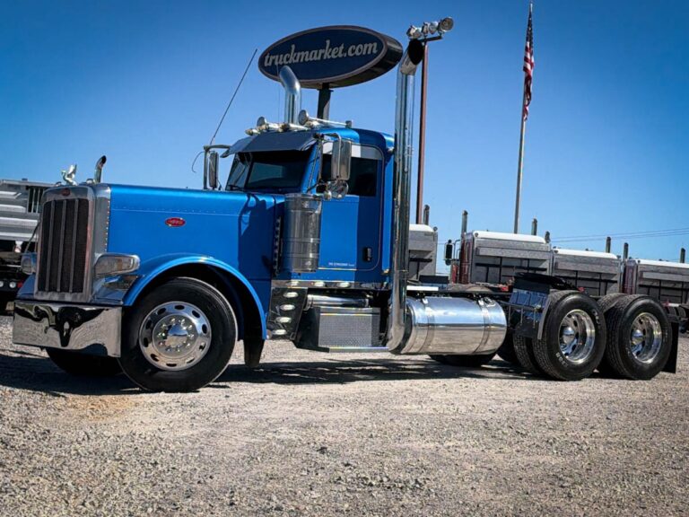 2017 PETERBILT 389 DAYCAB GLIDER KIT