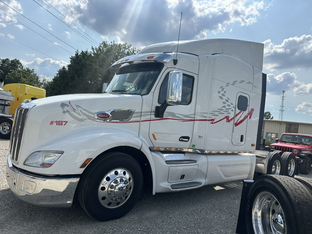2019 PETERBILT 579 GLIDER KIT photo 3