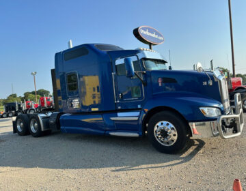 2015 KENWORTH T660 GLIDER KIT 472217