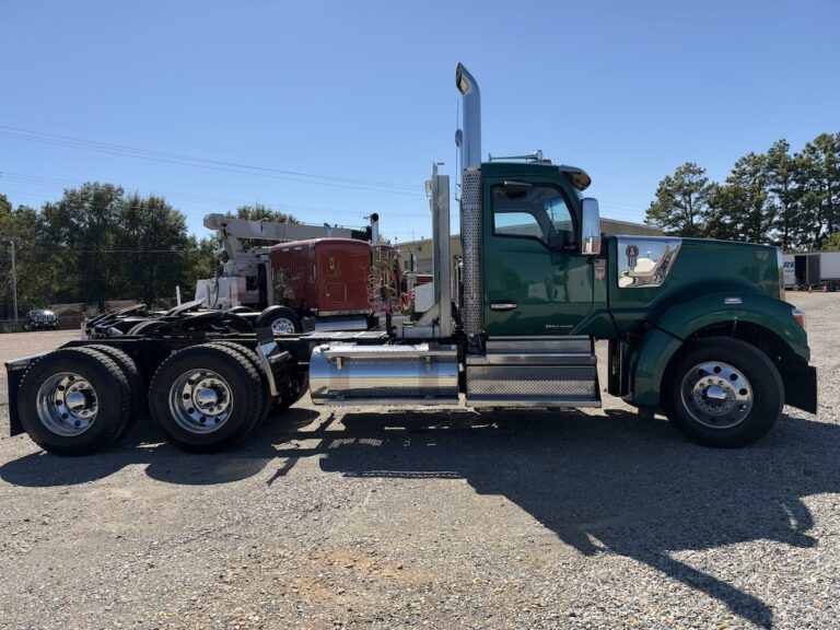 2022 KENWORTH W990 DAYCAB photo 4