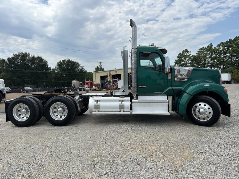 2022 KENWORTH W990 DAYCAB photo 4