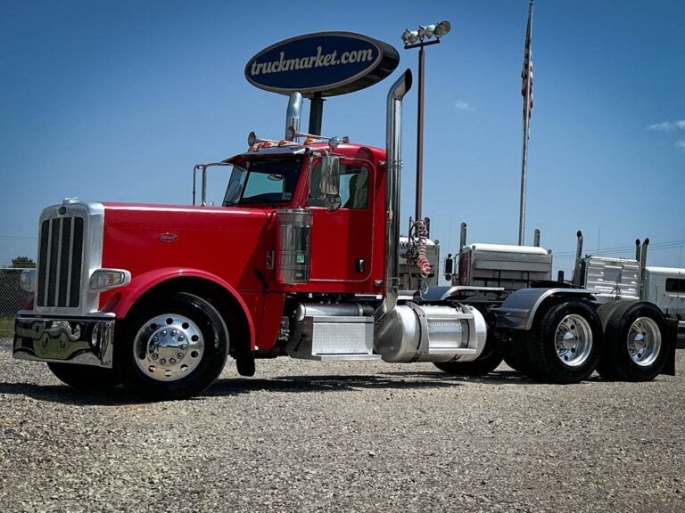 2015 PETERBILT 389 DAYCAB GLIDER KIT 320256