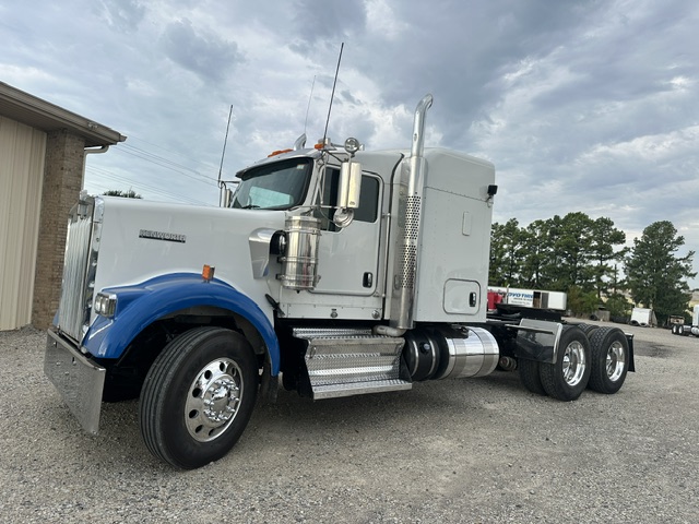 2020 KENWORTH W900 SLEEPER photo 2