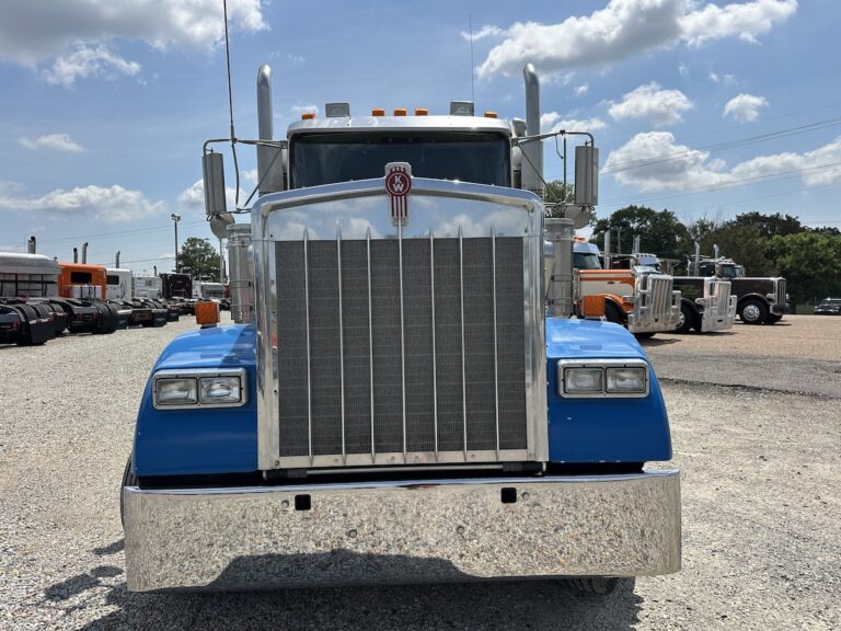 2020 KENWORTH W900 SLEEPER photo 2