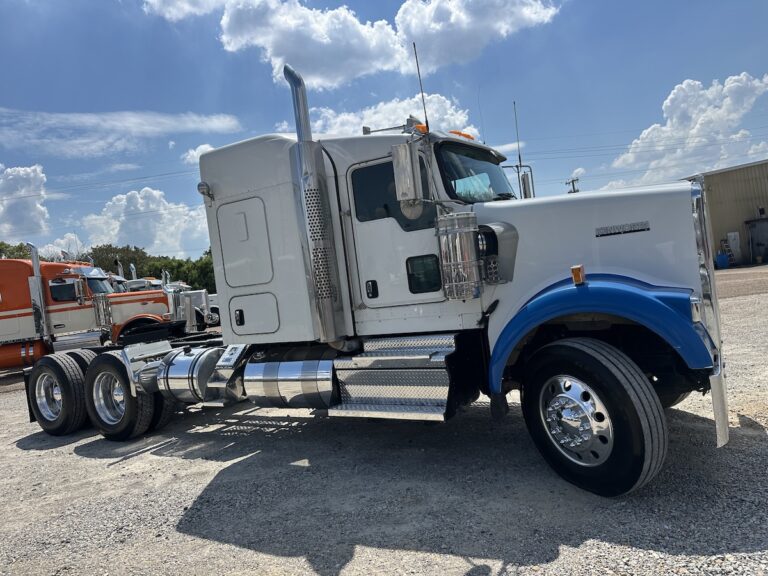 2020 KENWORTH W900 SLEEPER photo 3