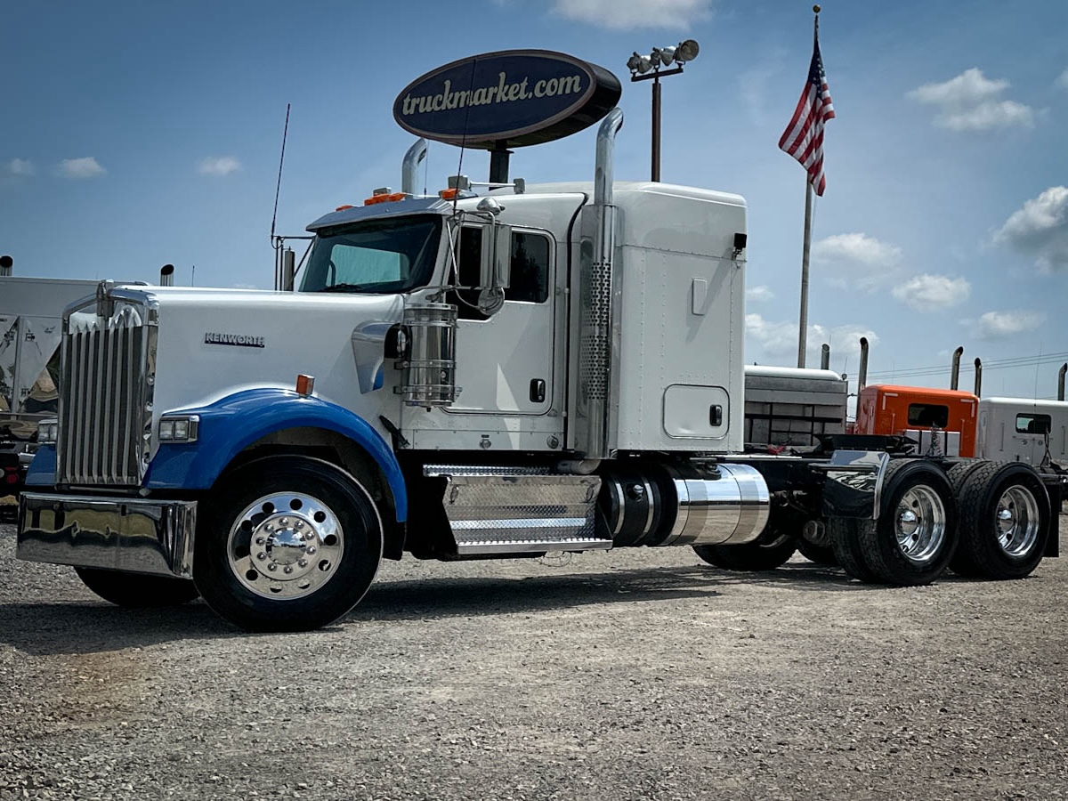 2020 KENWORTH W900 SLEEPER