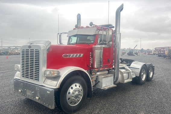 2016 PETERBILT 389 PRIDE & CLASS GLIDER KIT photo 2