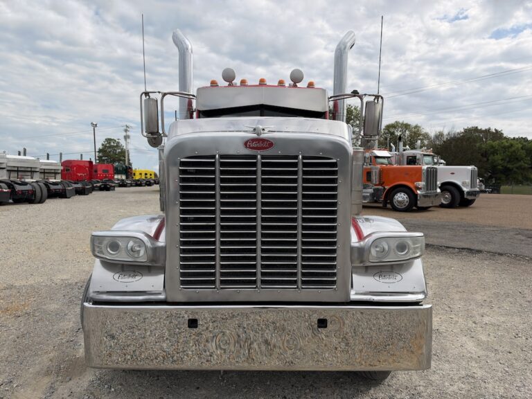 2016 PETERBILT 389 PRIDE & CLASS GLIDER KIT — photo 2