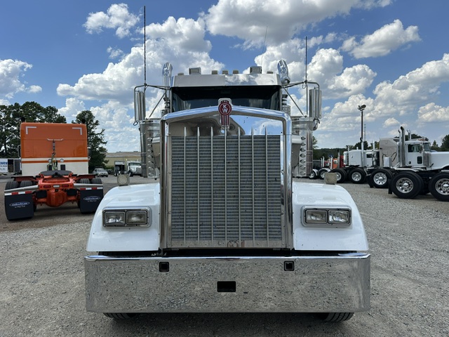 2018 KENWORTH W900L DAYCAB GLIDER KIT photo 2