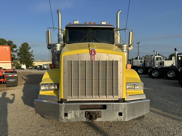 2016 KENWORTH T800 GLIDER KIT photo 2