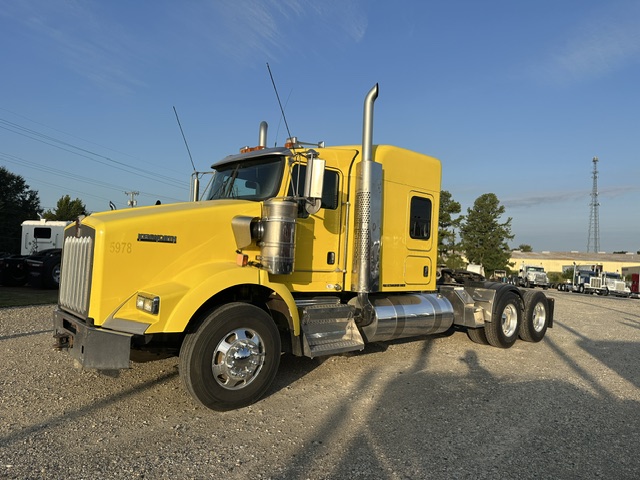 2016 KENWORTH T800 GLIDER KIT photo 3