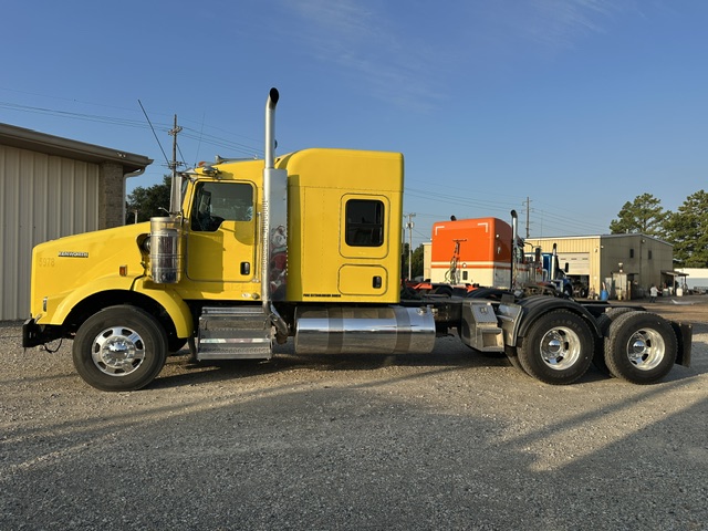 2016 KENWORTH T800 GLIDER KIT photo 4