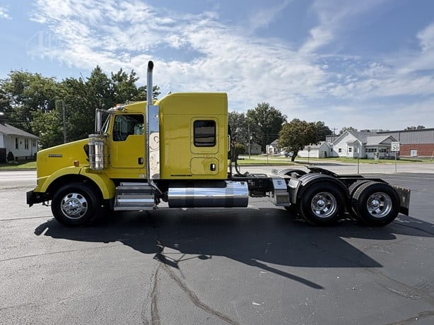 2016 KENWORTH T800 GLIDER KIT 165978