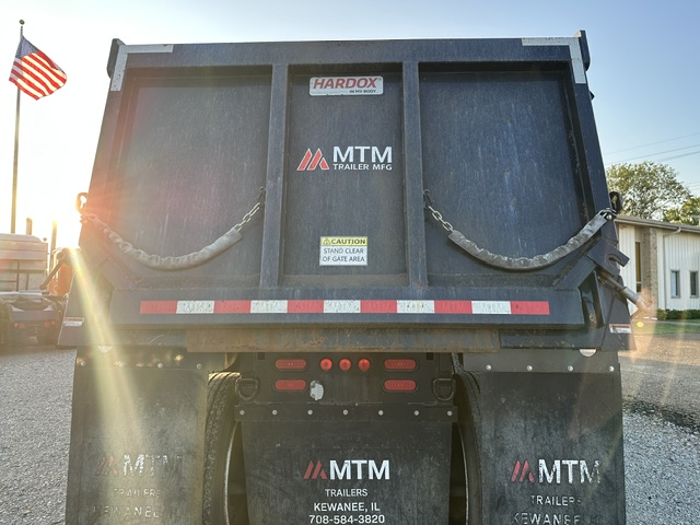 2023 MTM QUAD AXLE END DUMP — photo 4