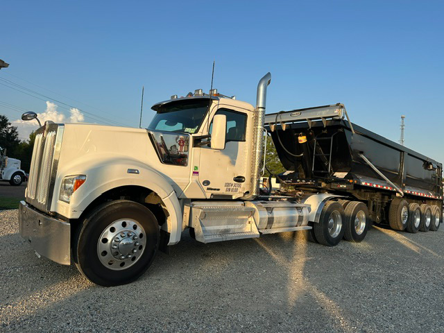 2021 KENWORTH W990 DAYCAB — photo 3