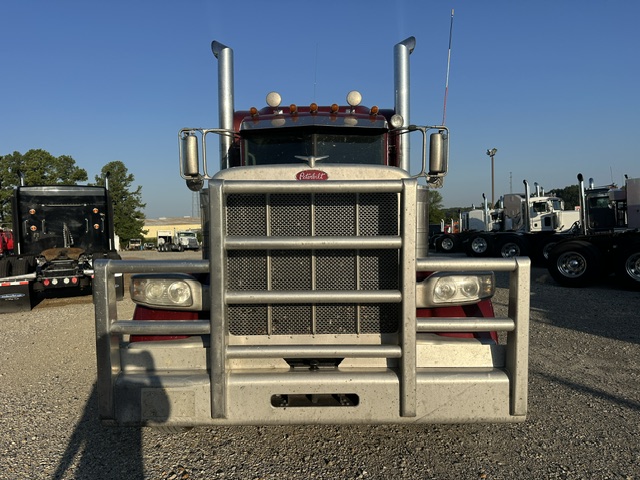 2019 PETERBILT 389 GLIDER KIT photo 2