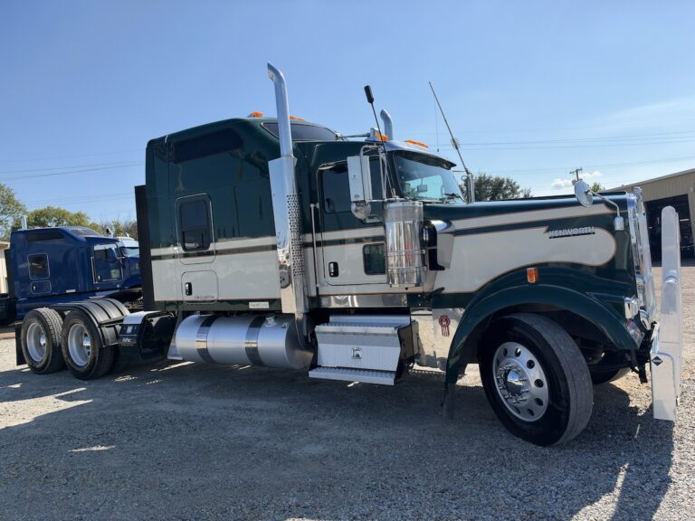 2018 KENWORTH W900L GLIDER KIT — photo 3