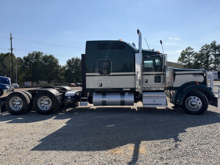 2018 KENWORTH W900L GLIDER KIT — photo 4