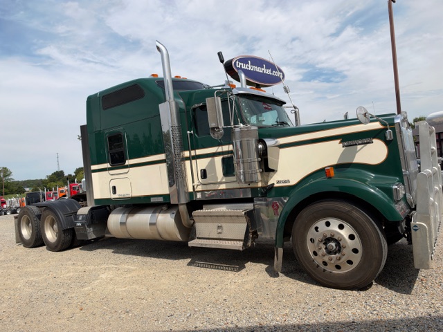 2018 KENWORTH W900L GLIDER KIT