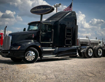 2015 Kenworth T660 Glider Kit 471714