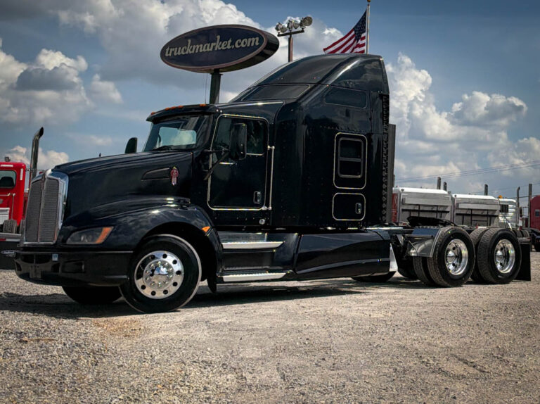 2015 KENWORTH T660 GLIDER KIT photo 1