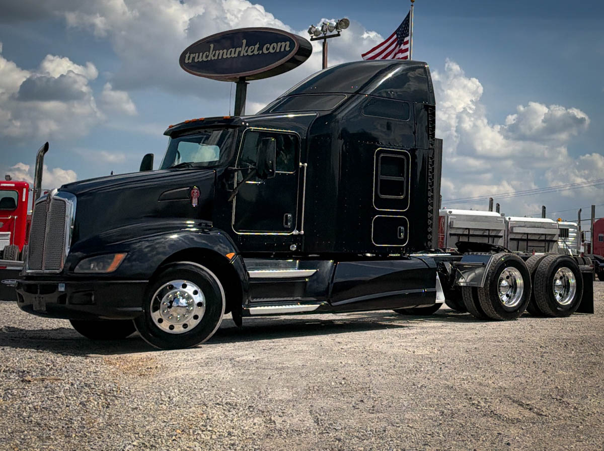 2015 KENWORTH T660 GLIDER KIT