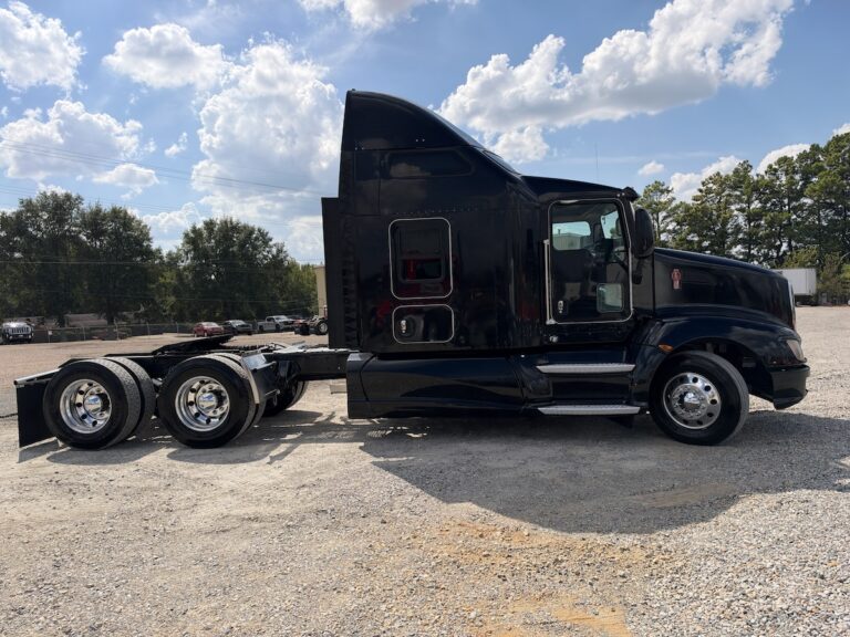 2015 KENWORTH T660 GLIDER KIT photo 4