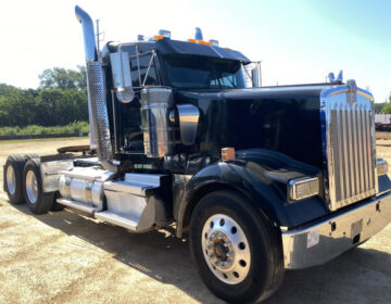 2022 Kenworth W900l Daycab 488277
