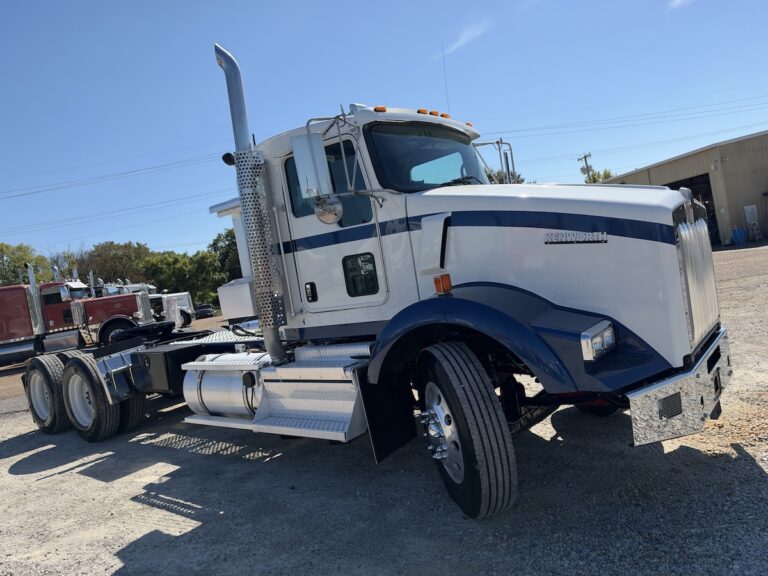 2020 KENWORTH T800 DAYCAB photo 3