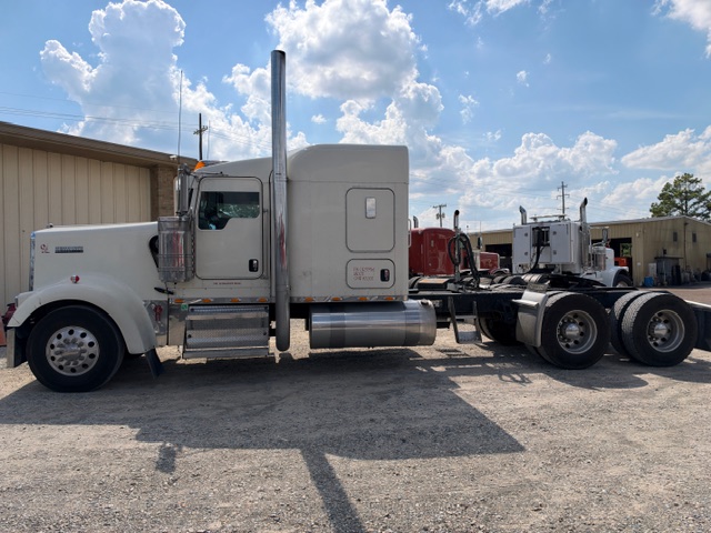 2019 KENWORTH W900L PRE ELOG GLIDER KIT — photo 3