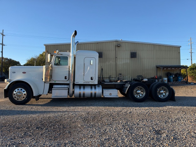 2018 PETERBILT 389 GLIDER KIT — photo 4