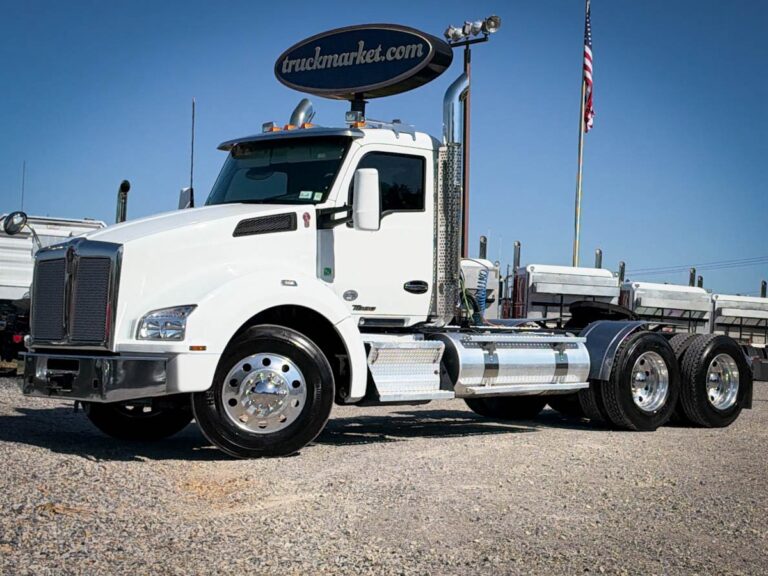 2021 KENWORTH T880 DAYCAB