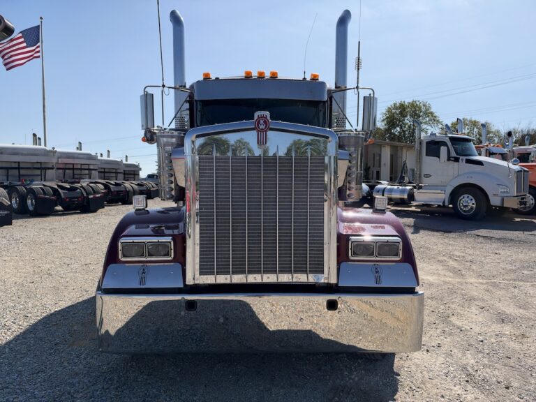 2023 KENWORTH W900L SLEEPER — photo 2