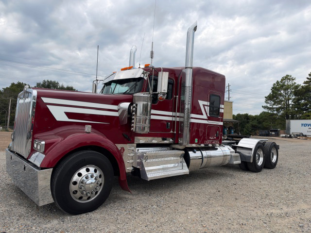 2023 KENWORTH W900L SLEEPER photo 3