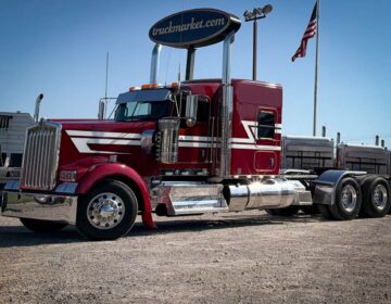 2023 Kenworth W900l Sleeper 232135