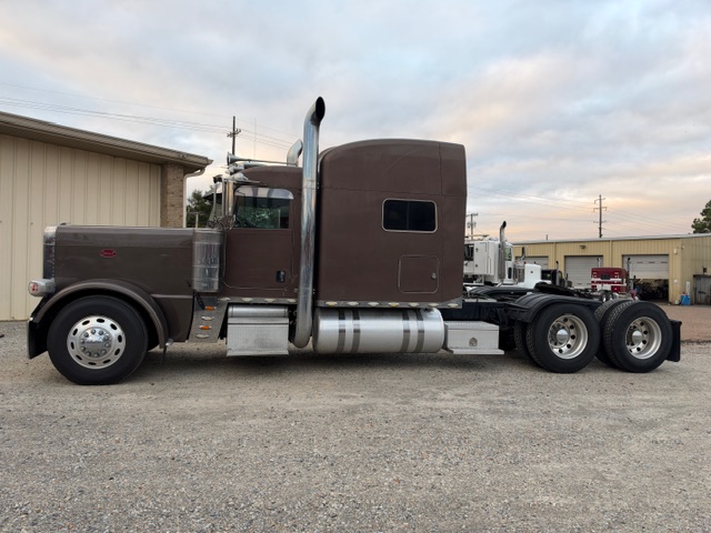 2015 PETERBILT 389 GLIDER KIT — photo 3