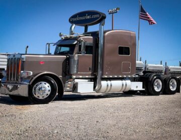 2015 Peterbilt 389 Glider Kit 320120