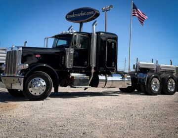 2023 Peterbilt 389 Sleeper 872815